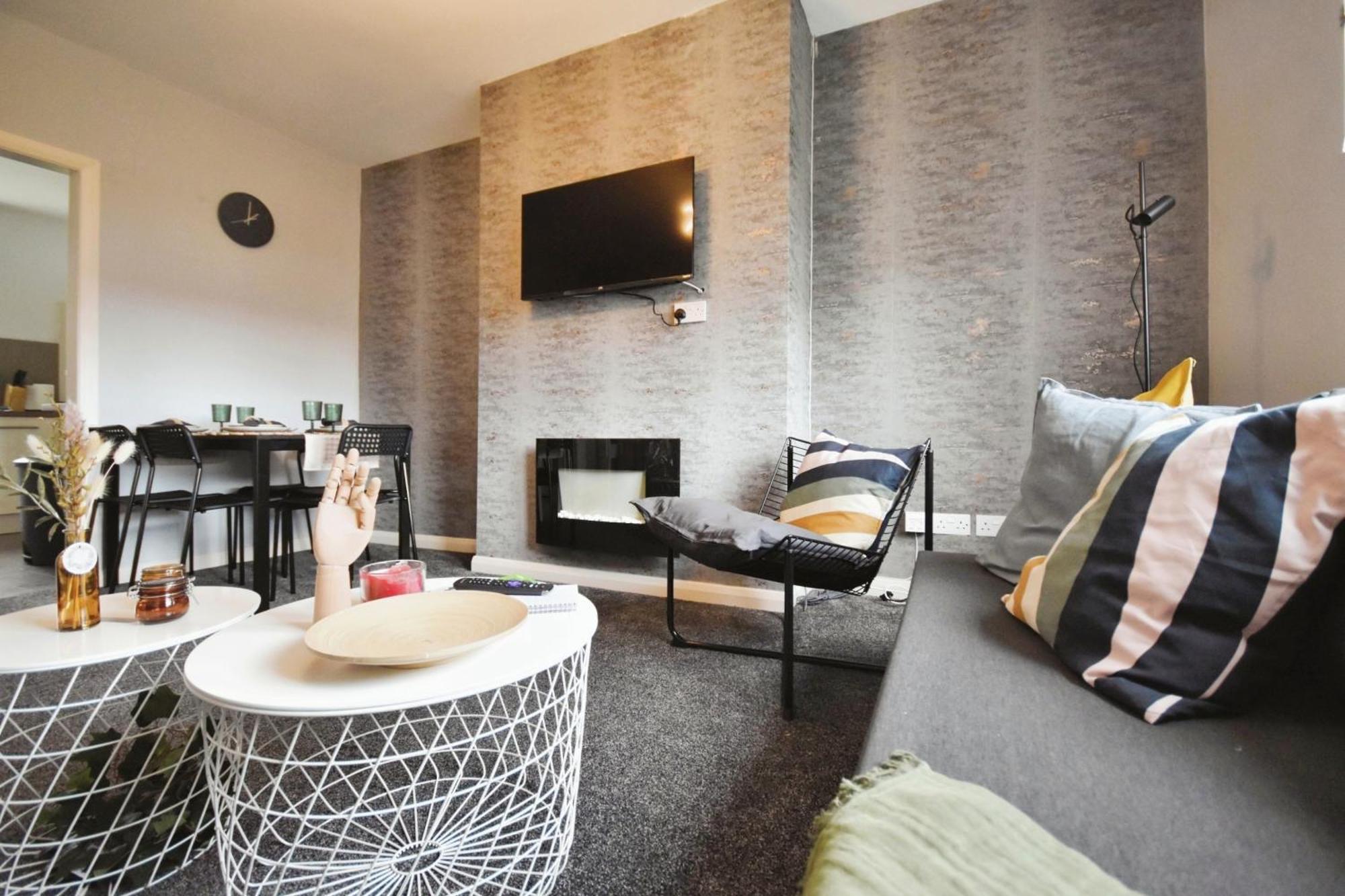 Glasgow Modern Style Home , Separate Entrance المظهر الخارجي الصورة